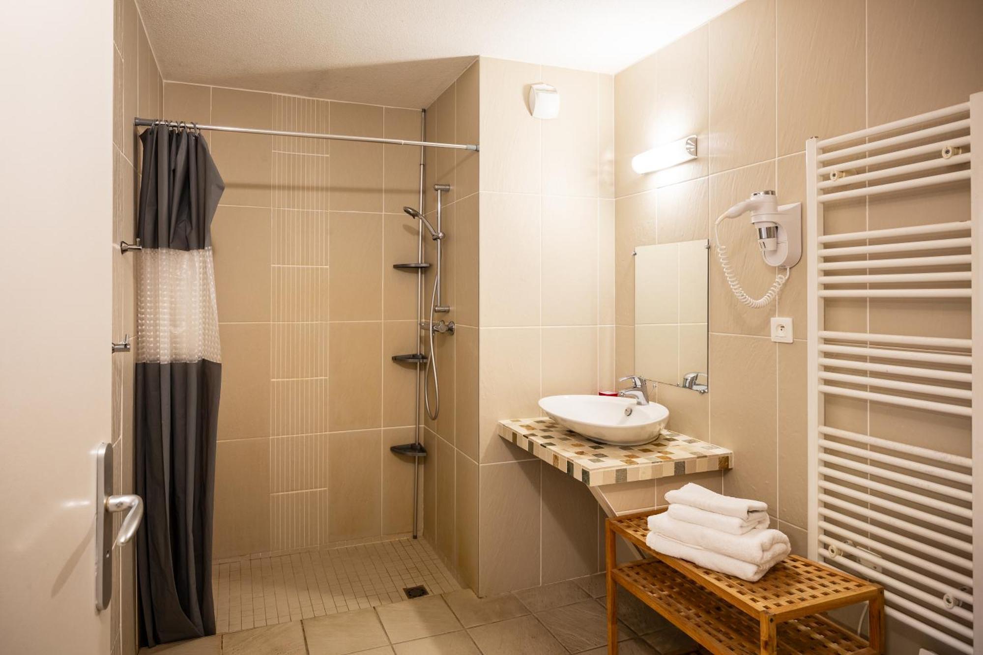 Sancy Apartahotel 3*